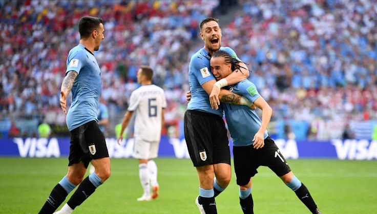 URUGUAY VENCE A RUSIA 3 - 1